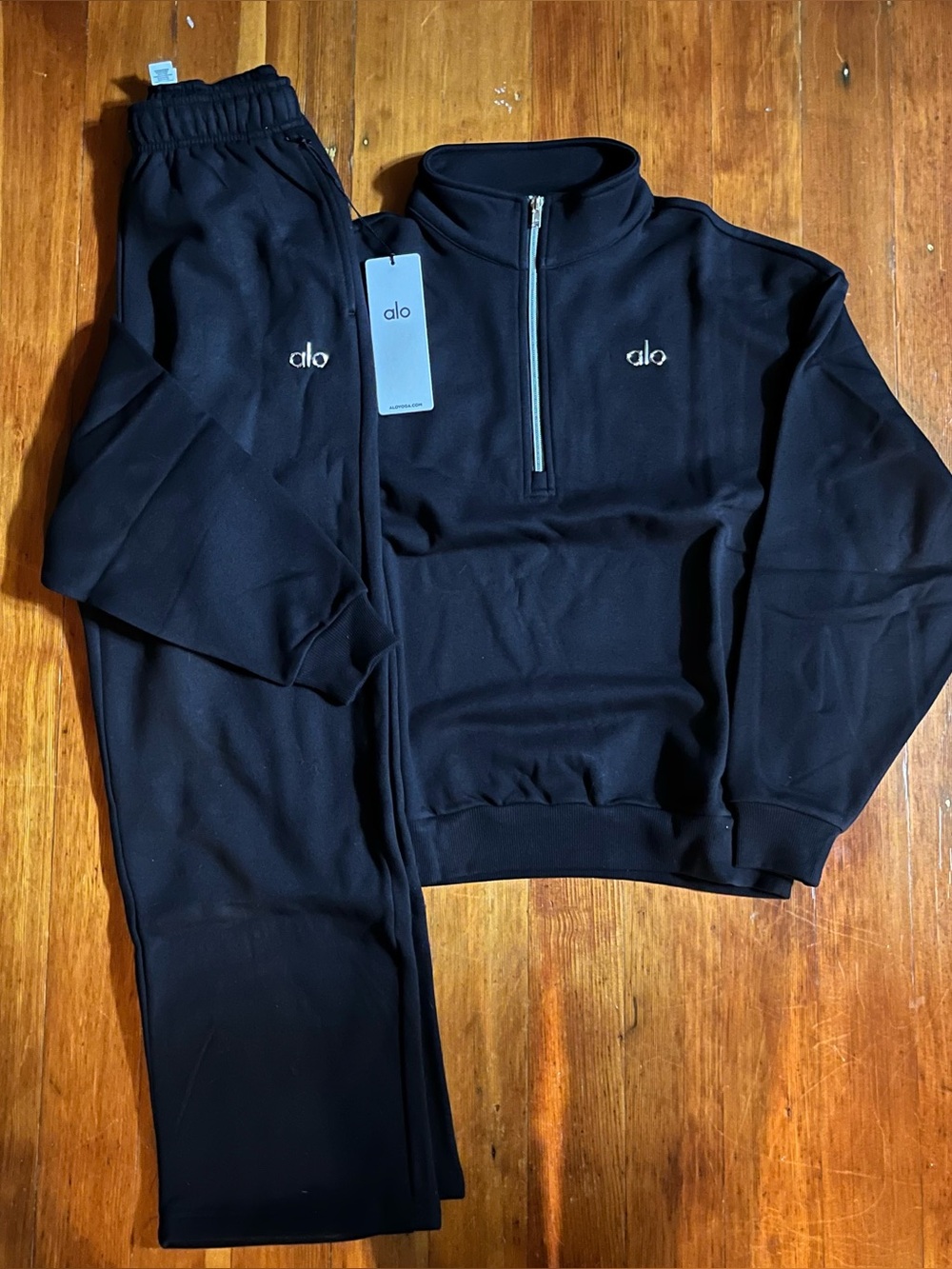 Alo Yoga Quarter Zip & Sweatpants Bundle Black Large